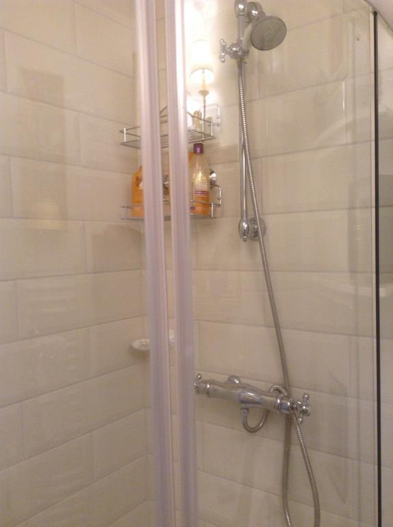 Lamaison Du Phare Honfleur Chambres D'Hotes Et Jacuzzi Prive Værelse billede