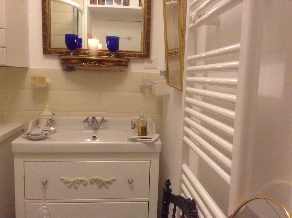Lamaison Du Phare Honfleur Chambres D'Hotes Et Jacuzzi Prive Værelse billede