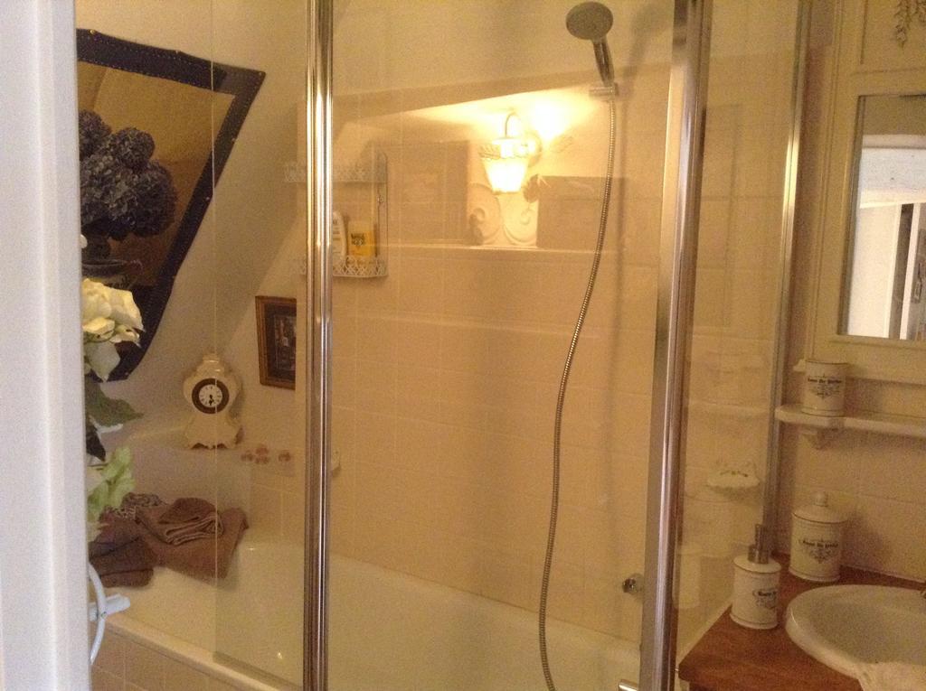 Lamaison Du Phare Honfleur Chambres D'Hotes Et Jacuzzi Prive Eksteriør billede